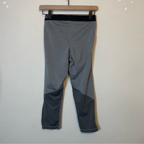 Nike Dri Fit Gray Leggings Size Medium - Picture 2 of 8